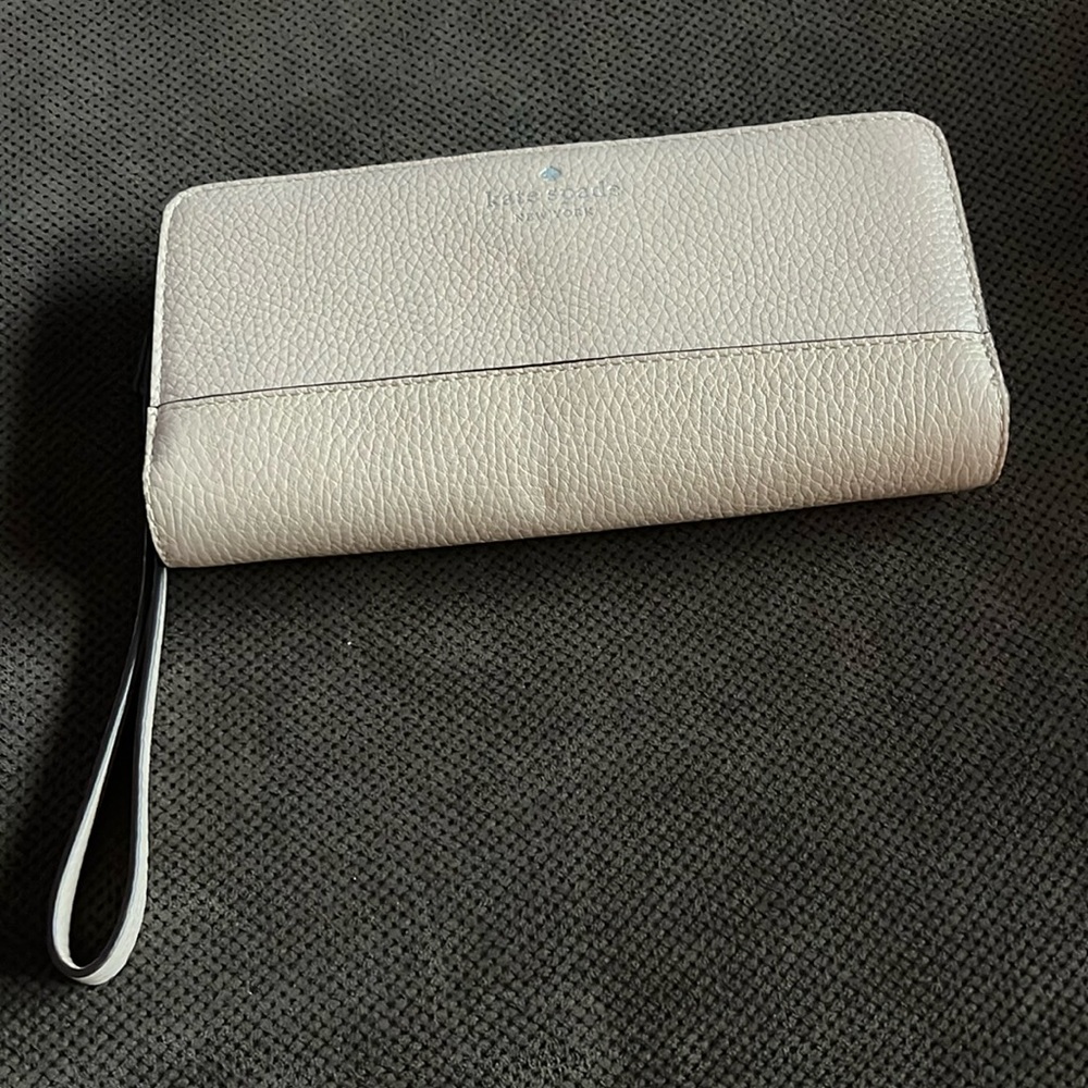 Kate Spade wristlet